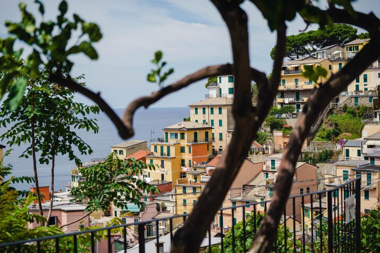 Отель Cinque Terre Coast To Coast Риомаджиоре Экстерьер фото