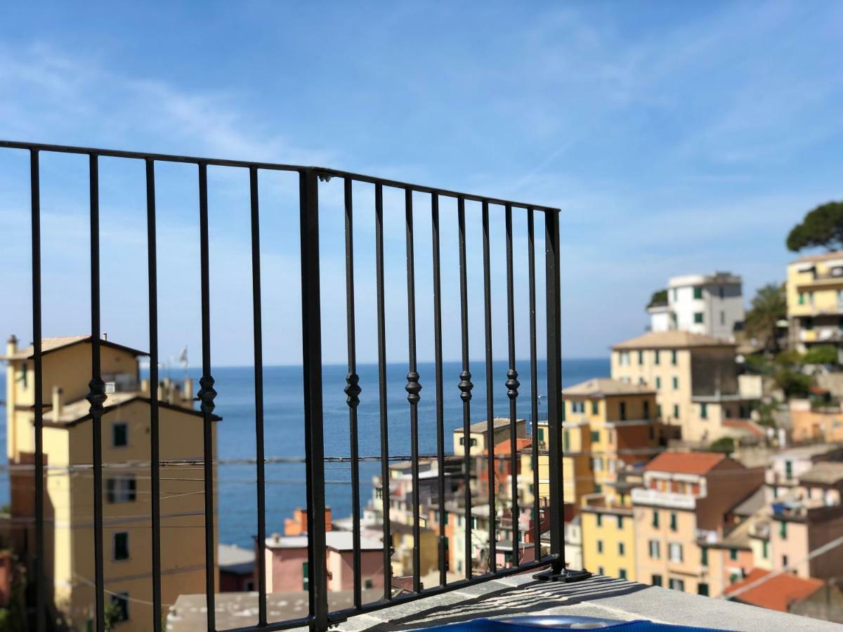 Отель Cinque Terre Coast To Coast Риомаджиоре Экстерьер фото