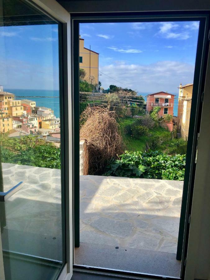 Отель Cinque Terre Coast To Coast Риомаджиоре Экстерьер фото